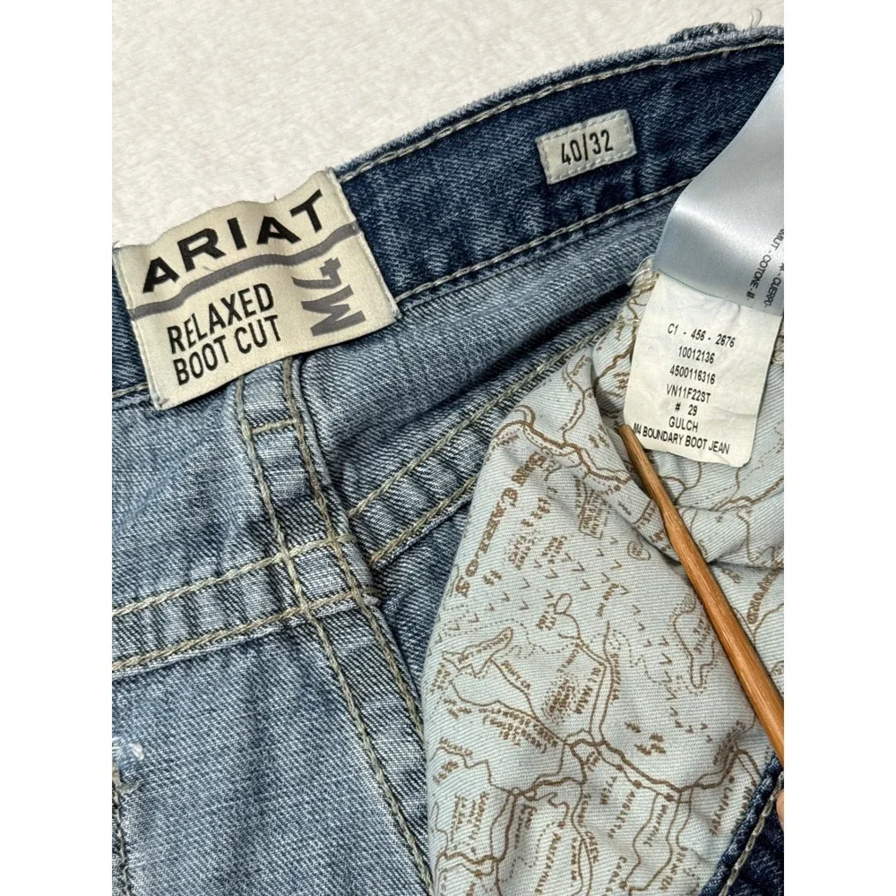 ARIAT M4 Relaxed Boot Cut Jeans Mens‎ 40/32 Distressed Grunge Denim Blue READ